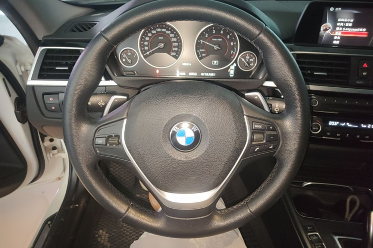 BMW 3 Series 2016 #11 BMW 3 Series 2016 car image #11