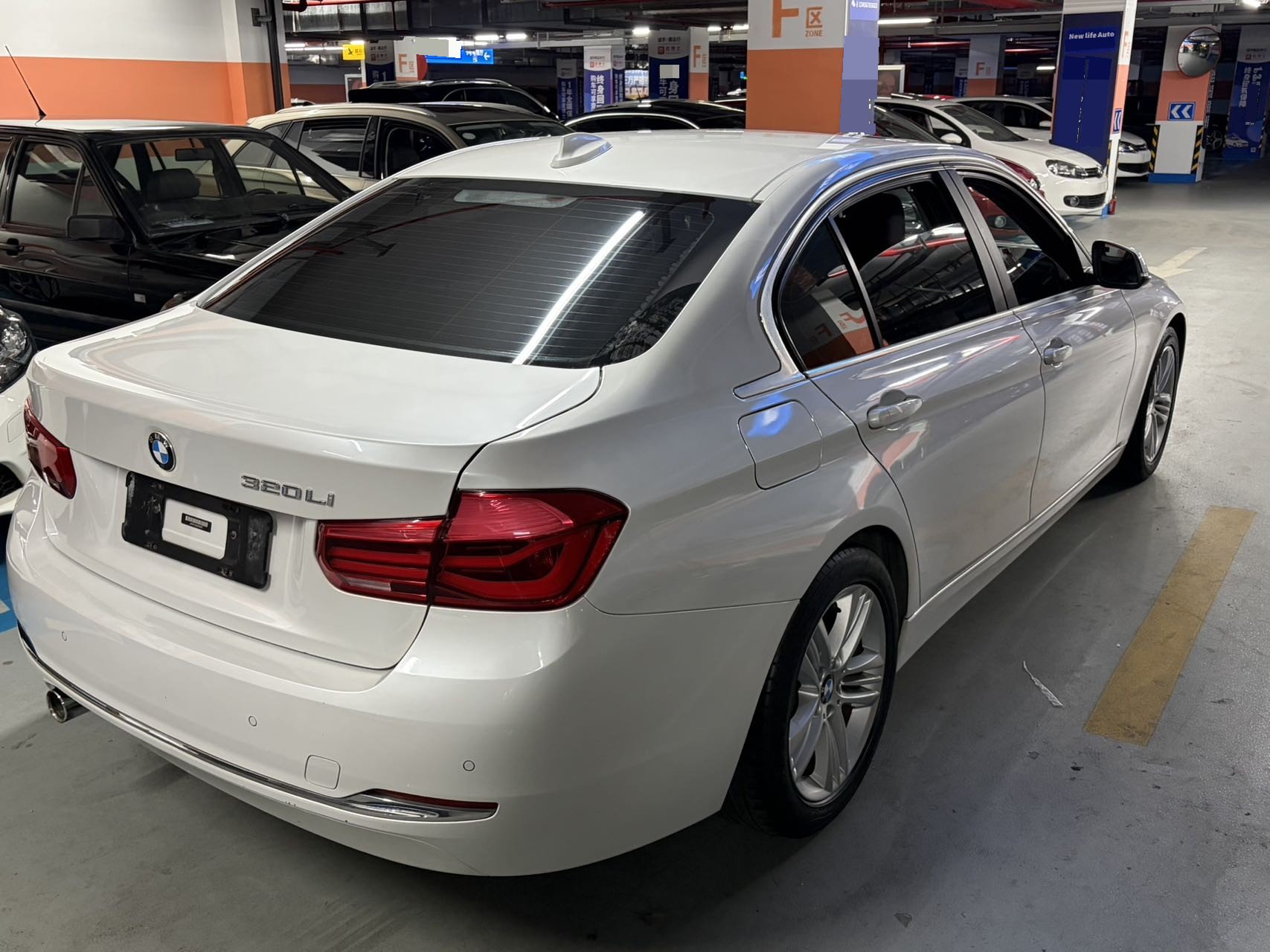 BMW 3 Series 2026 car image #2