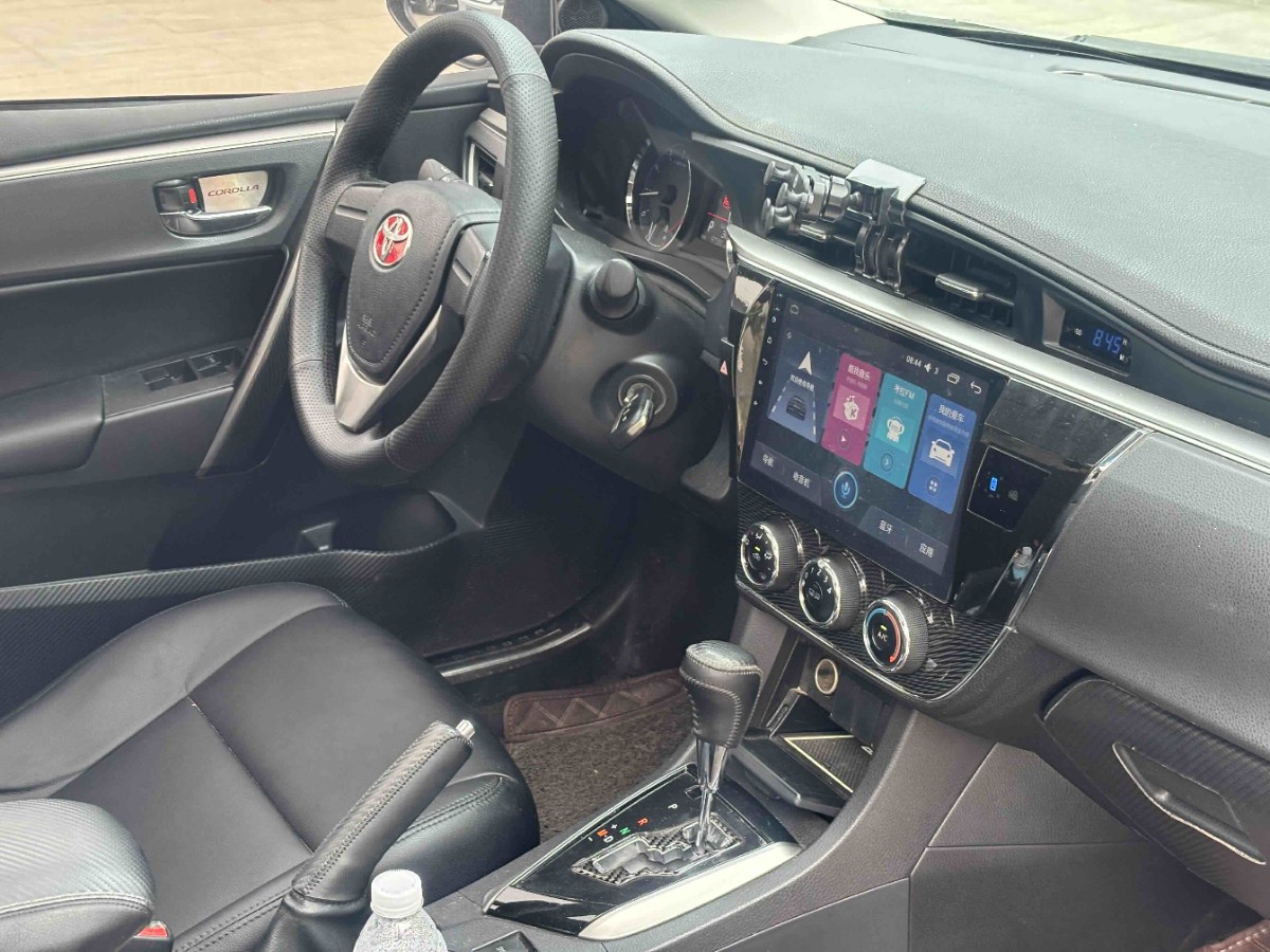 Toyota Corolla 2015 car image #11