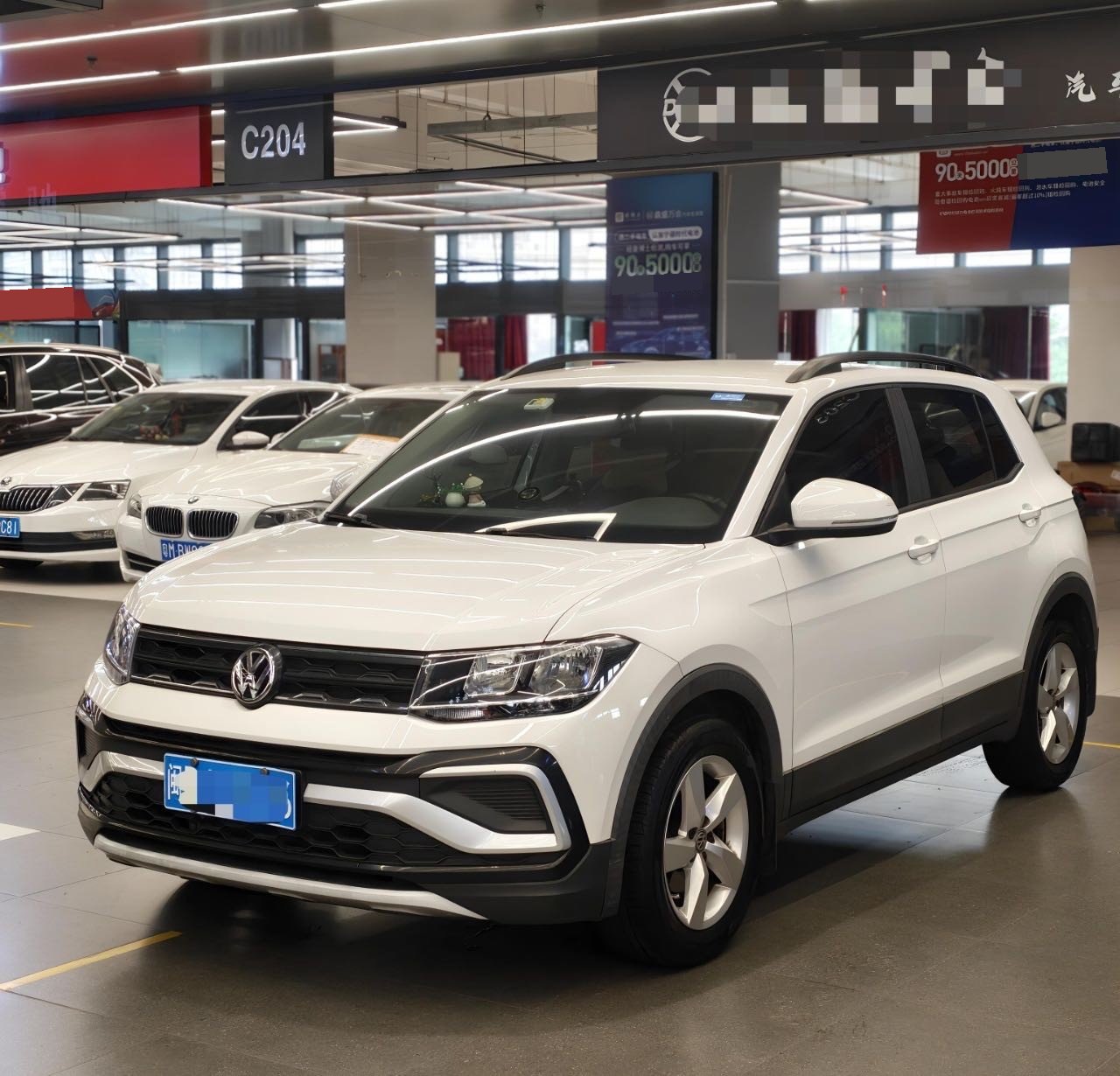 Volkswagen T-Cross 2020 Volkswagen T-Cross 2020 car image