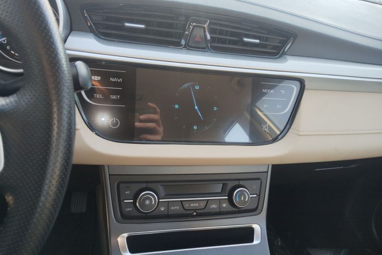GEELY Emgrand 2018 #13 GEELY Emgrand 2018 car image #13