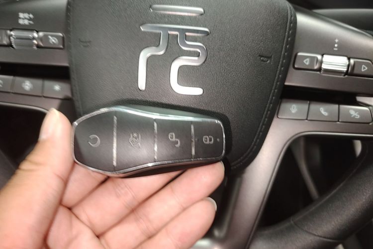 BYD YuanUP 2025 car image #9