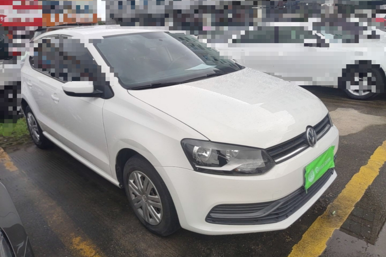 Volkswagen Polo 2016 car image #4