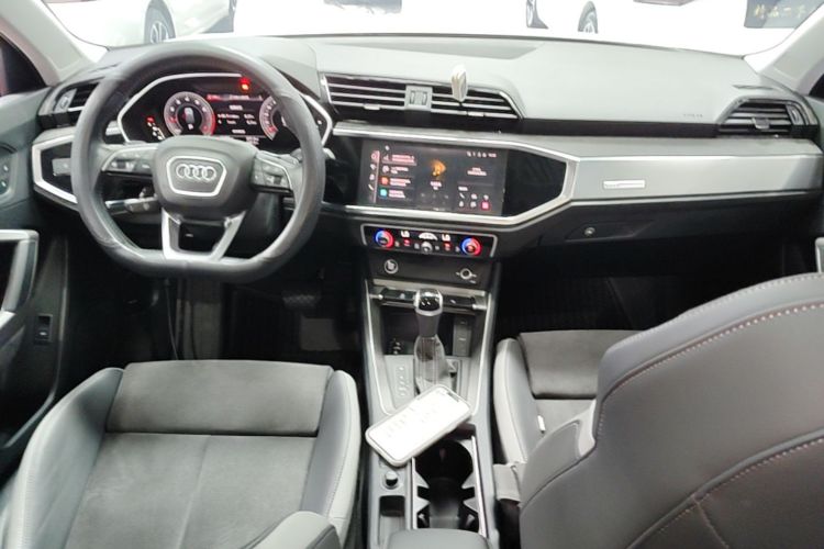 Audi Q3 2022 #10 Audi Q3 2022 car image #10
