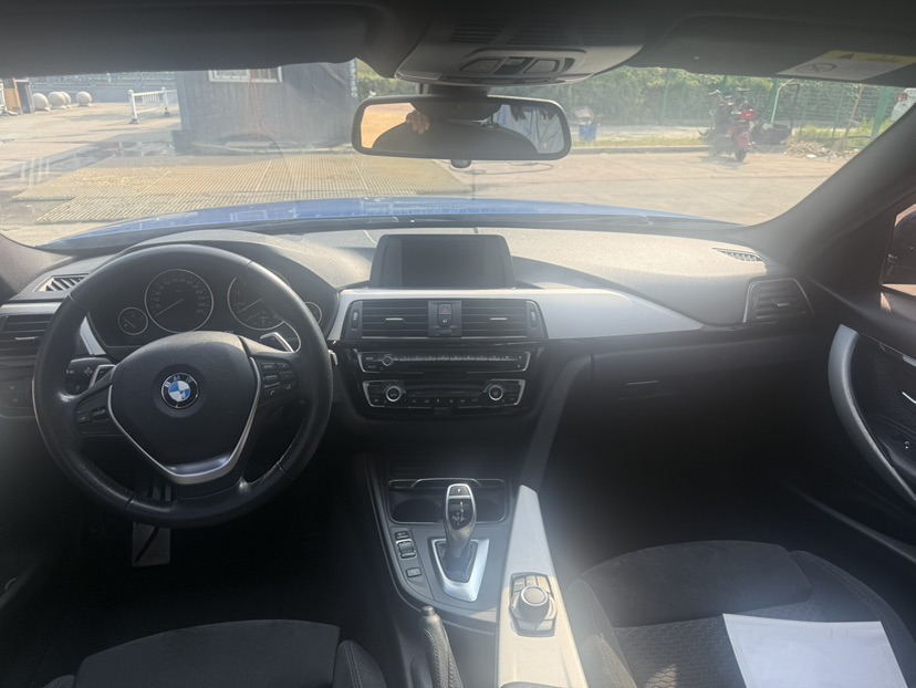 BMW 3 Series 2016 صورة سيارة #4