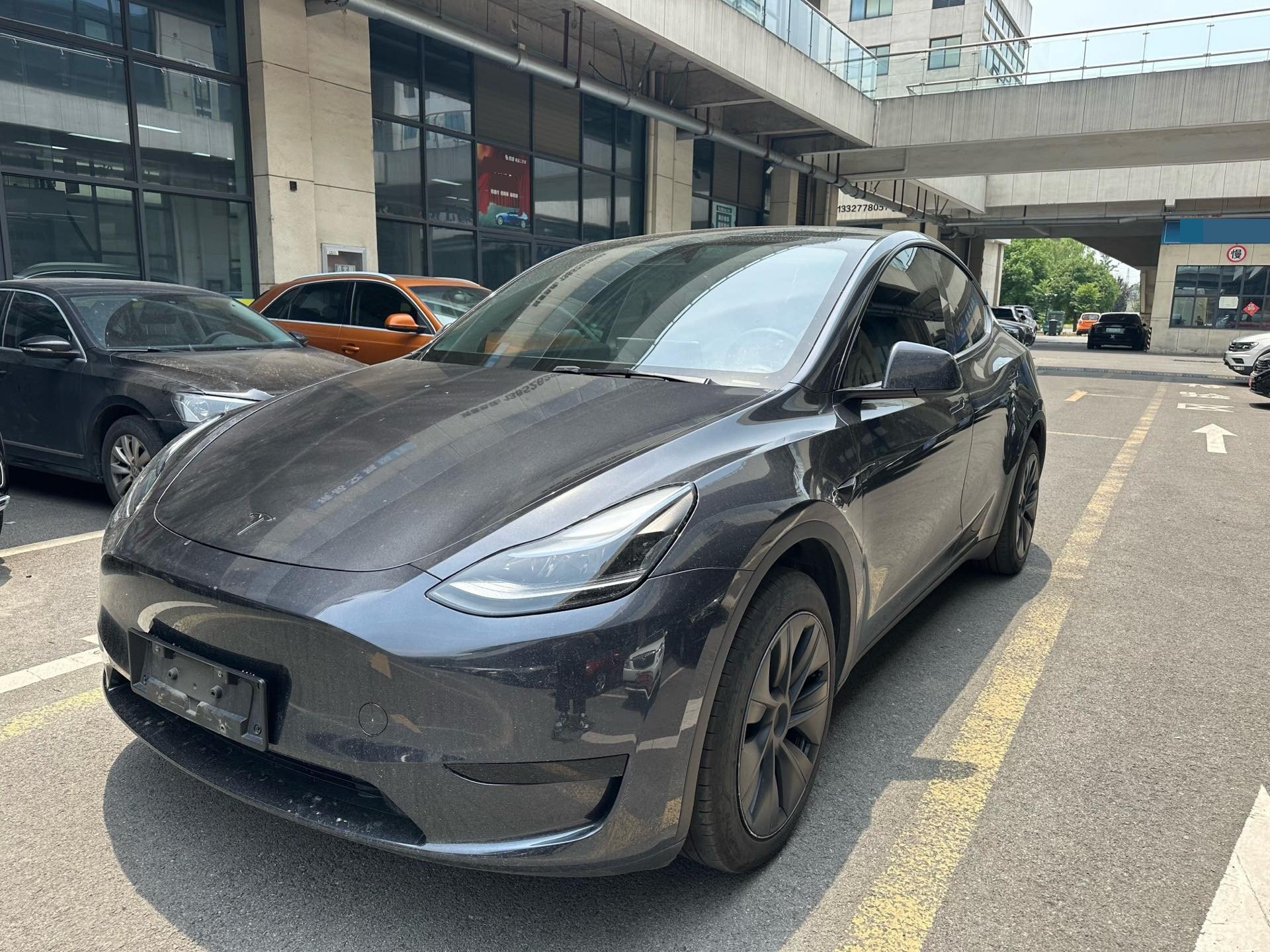 Tesla Model Y 2024 car image 