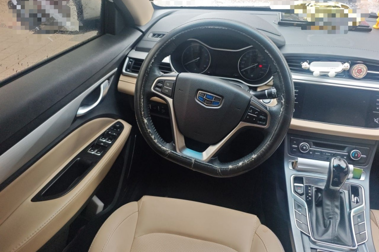 GEELY Emgrand 2019 car image #11