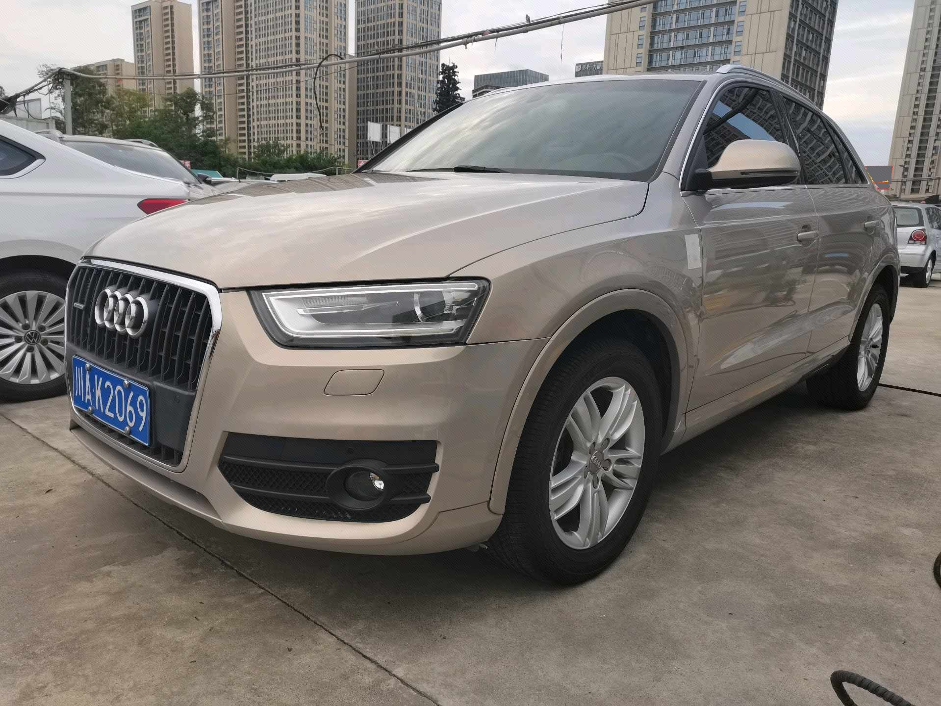 Audi Q3 2016 Audi Q3 2016 immagine di auto