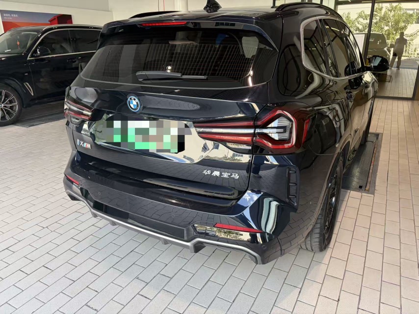 BMW iX3 2023 #5 BMW iX3 2023 car image #5