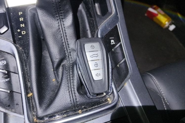 GEELY Emgrand 2020 car image #10