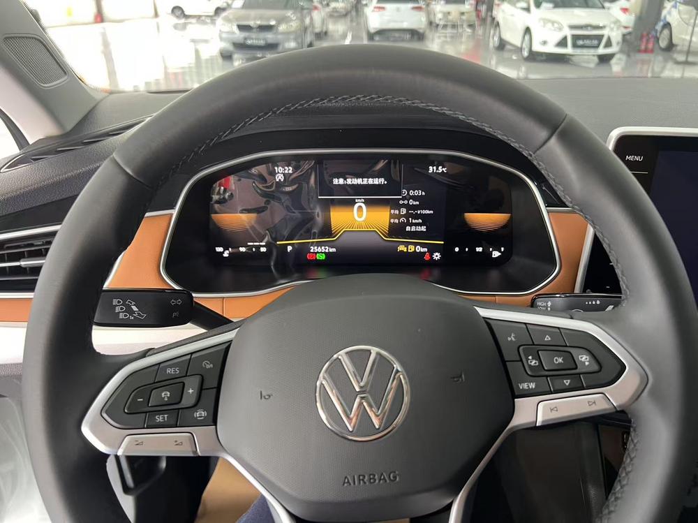 Volkswagen Bora 2022 car image #14