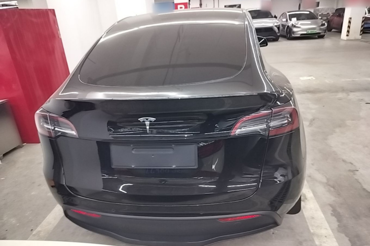 Tesla Model Y 2023 #6 Tesla Model Y 2023 immagine di auto #6