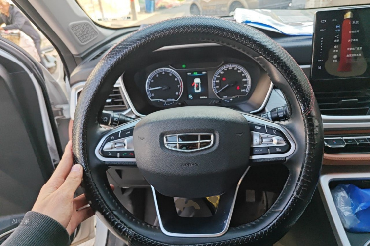 GEELY Vision X6 2021 изображение автомобиля #12