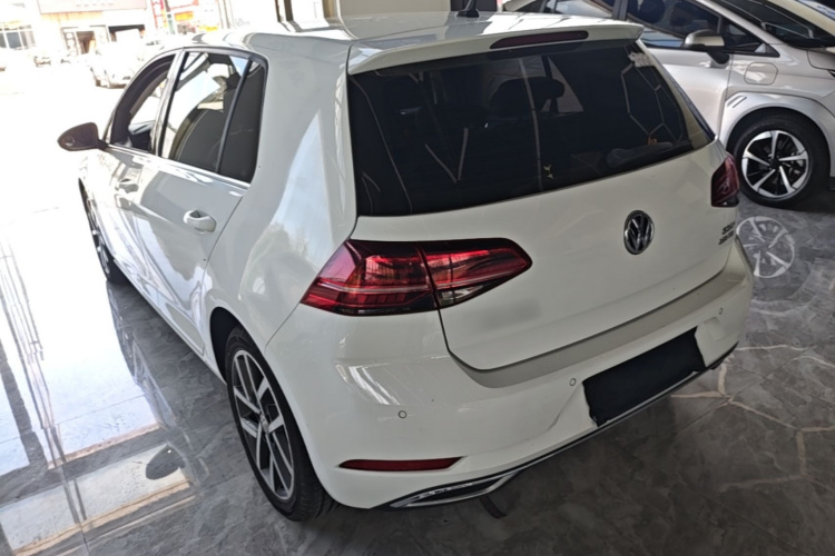 Volkswagen Golf 2019 #5 Volkswagen Golf 2019 car image #5