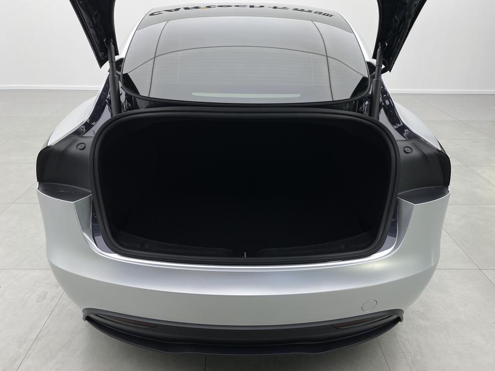 Tesla Model 3 2024 #30 Tesla Model 3 2024 car image #30
