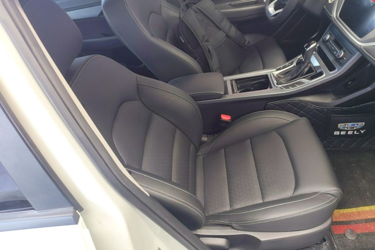 GEELY Emgrand 2022 #24 GEELY Emgrand 2022 car image #24