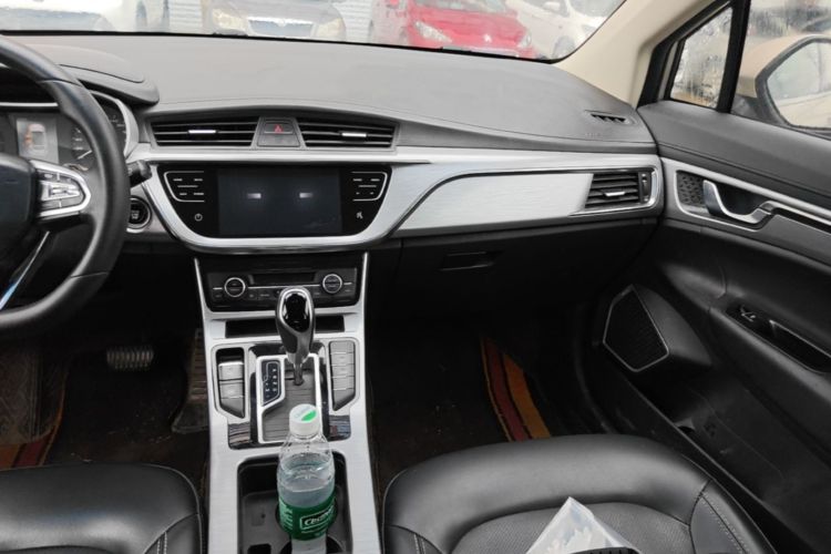 GEELY Emgrand GS 2019 #13 GEELY Emgrand GS 2019 car image #13