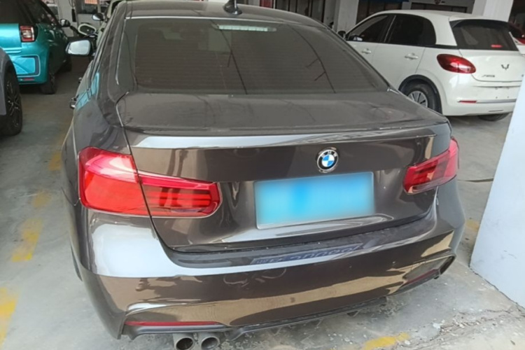 BMW 3 Series 2017 car image #6