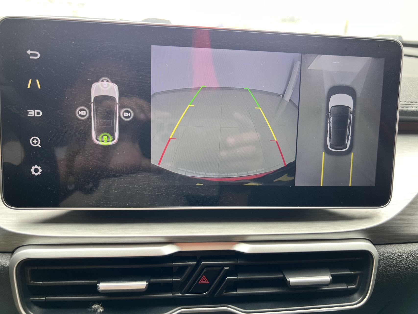 GEELY Coolray 2021 imagen de coche #9