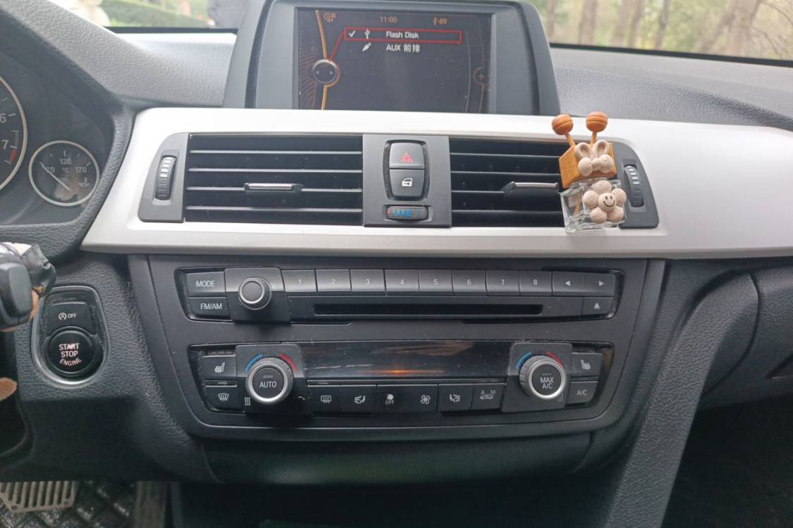 BMW 3 Series 2013 #26 BMW 3 Series 2013 image de voiture #26