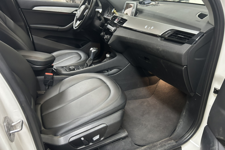 BMW X1 2016 immagine di auto #17