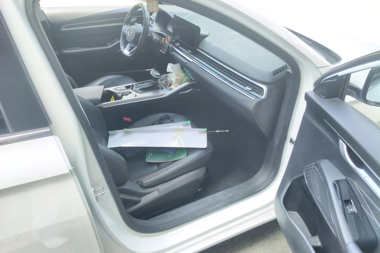 GEELY Emgrand 2021 car image #23