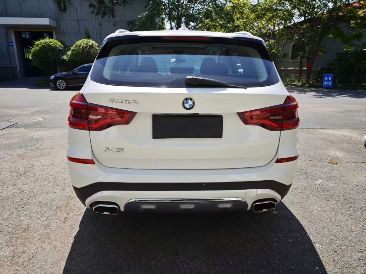 BMW X3 2019 car image #3