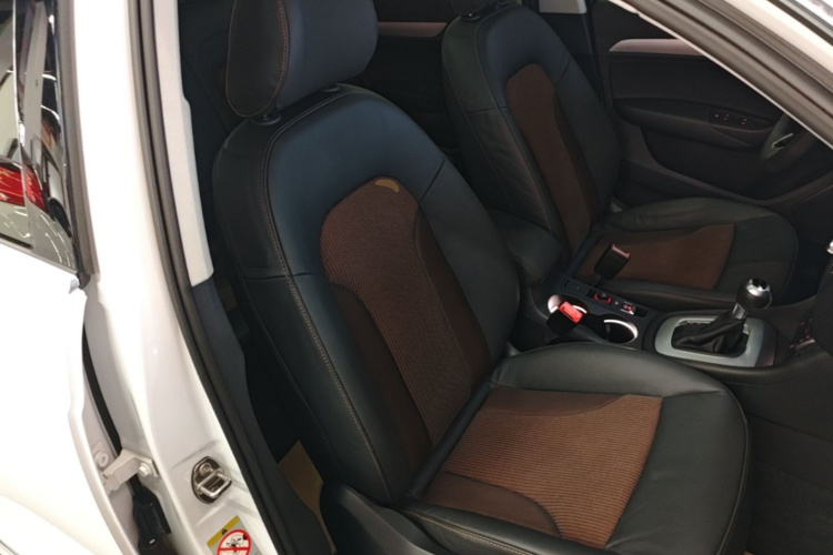 Audi Q3 2018 #27 Audi Q3 2018 car image #27