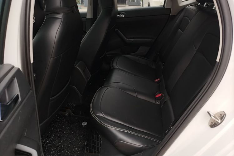 Volkswagen Polo 2022 car image #17