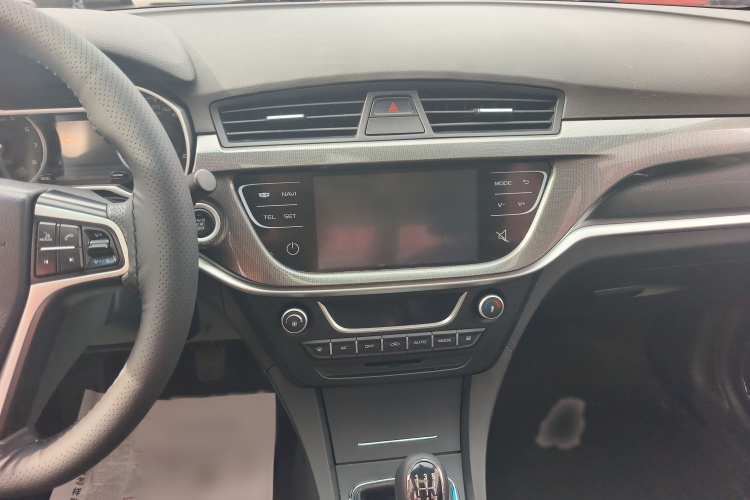 GEELY Emgrand 2017 #15 GEELY Emgrand 2017 car image #15