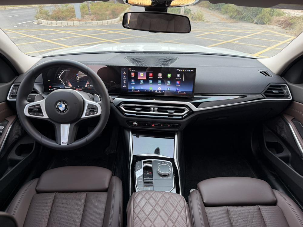 BMW 3 Series 2024 car image #19