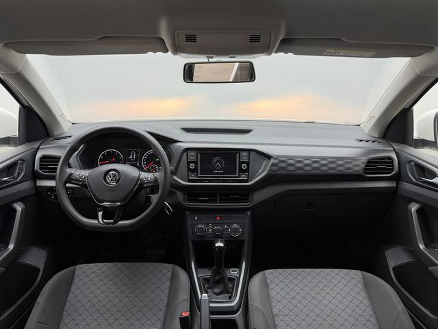 Volkswagen T-Cross 2020 #14 Volkswagen T-Cross 2020 car image #14