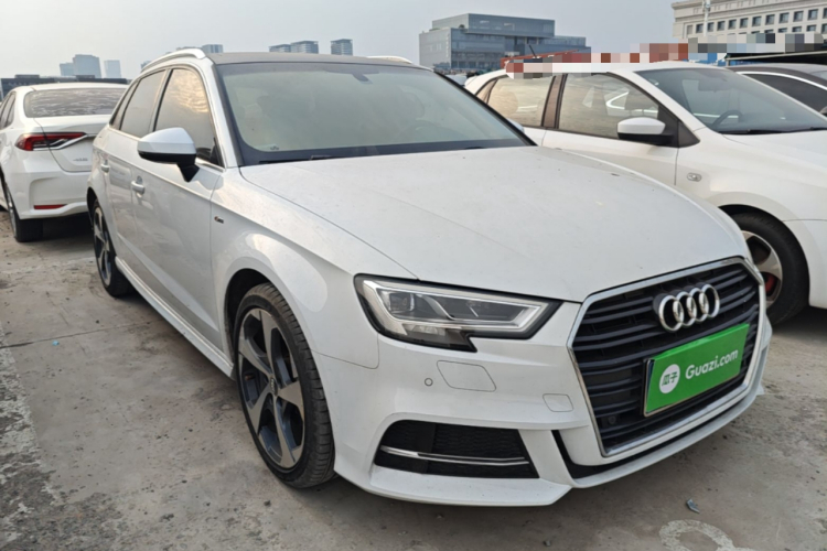 Audi A3 2019 صورة سيارة #4