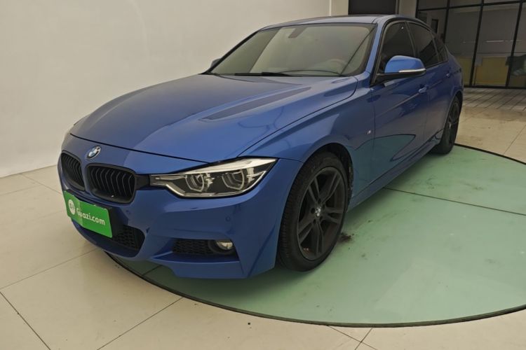 BMW 3 Series 2019 #2 BMW 3 Series 2019 car image #2