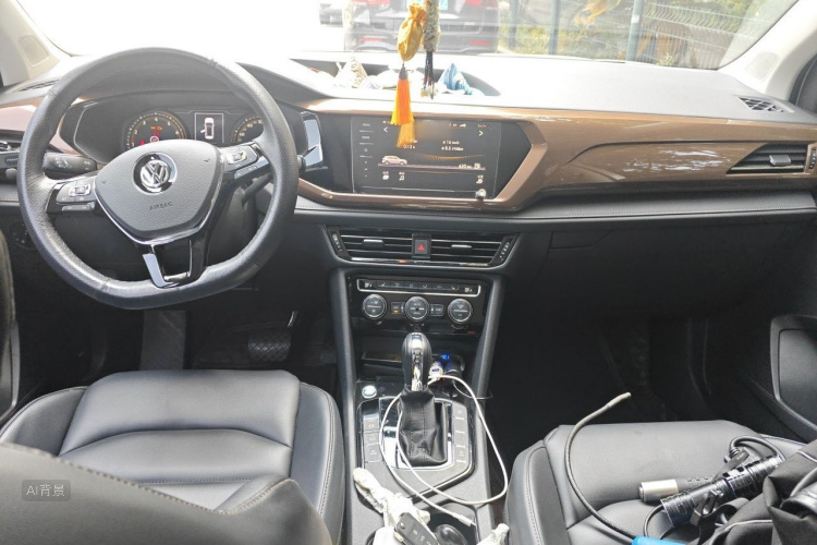Volkswagen Tharu 2020 car image #11