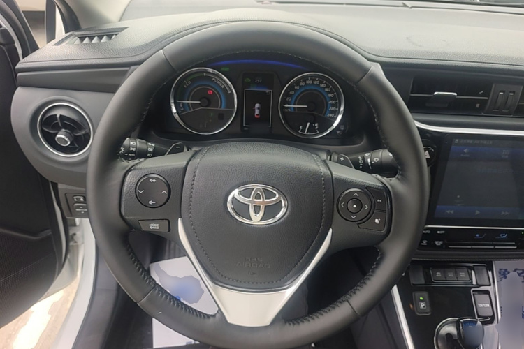 Toyota Corolla 2018 #11 Toyota Corolla 2018 car image #11