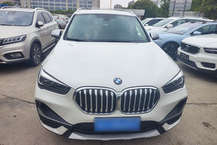 BMW X1 2021 car image #3