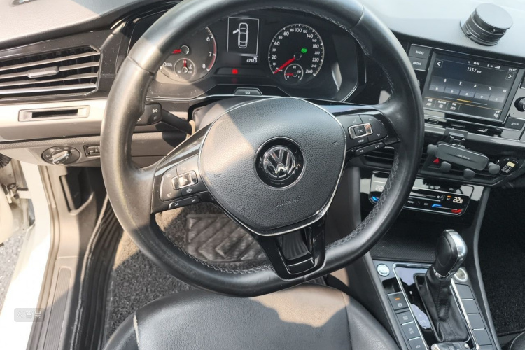 Volkswagen Bora 2020 car image #12