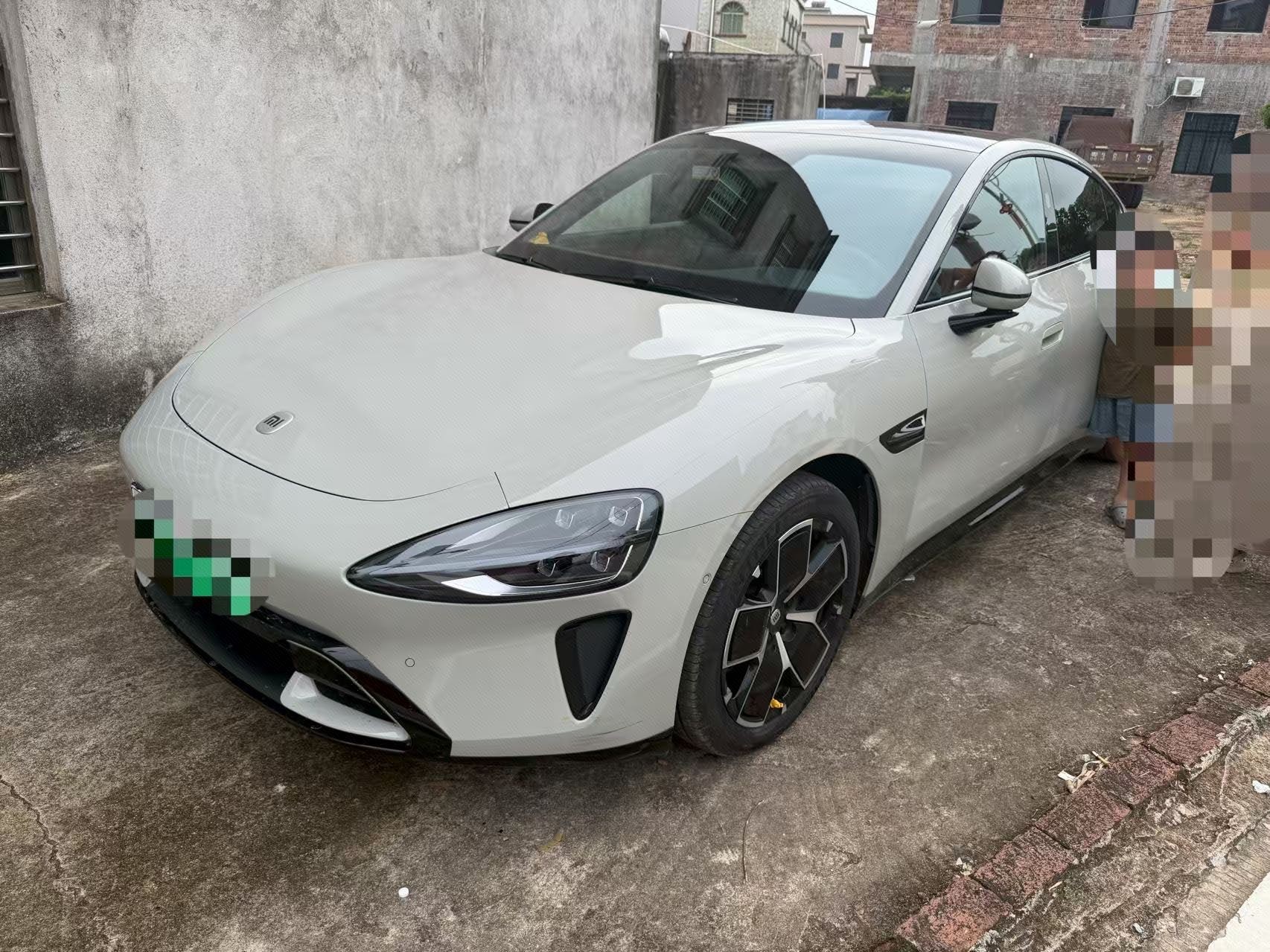 MI SU7 2025 car image 