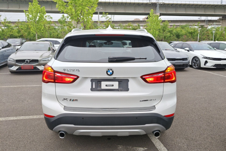 BMW X1 2019 #6 BMW X1 2019 car image #6