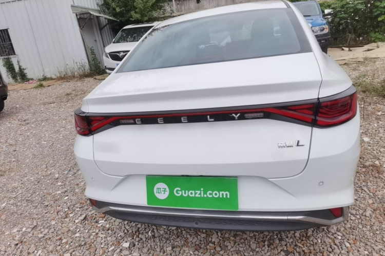 GEELY Emgrand L 2022 car image #4
