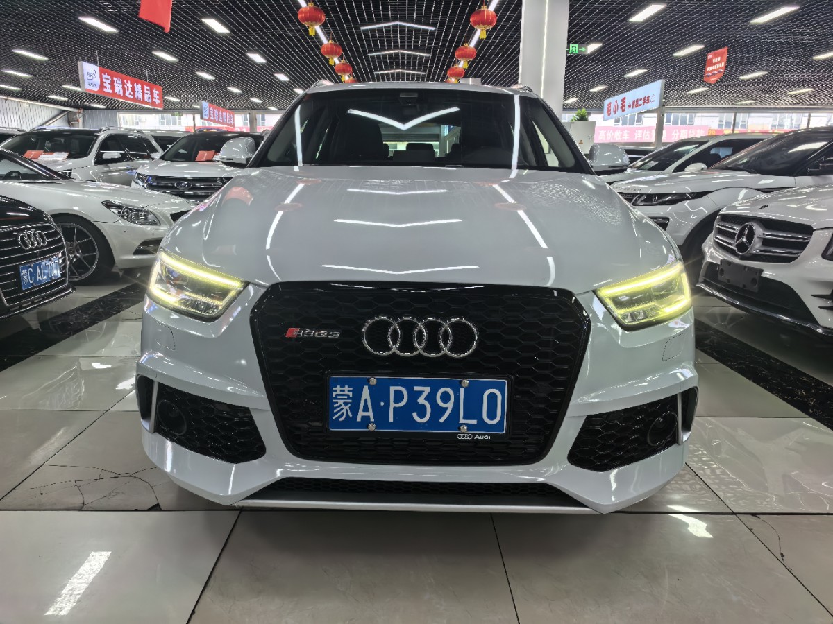 Audi Q3 2017 car image #3