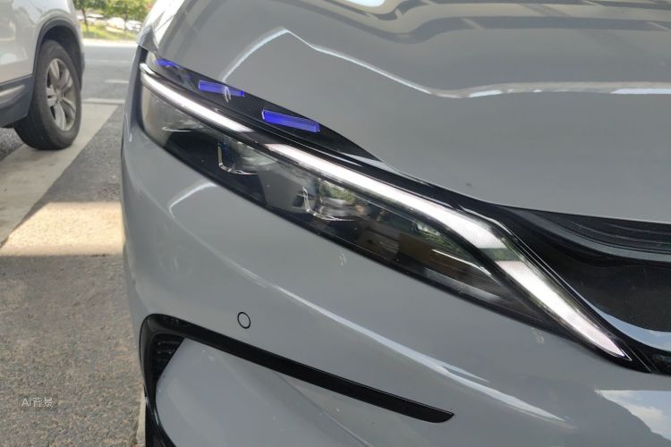 BYD Han 2024 car image #8