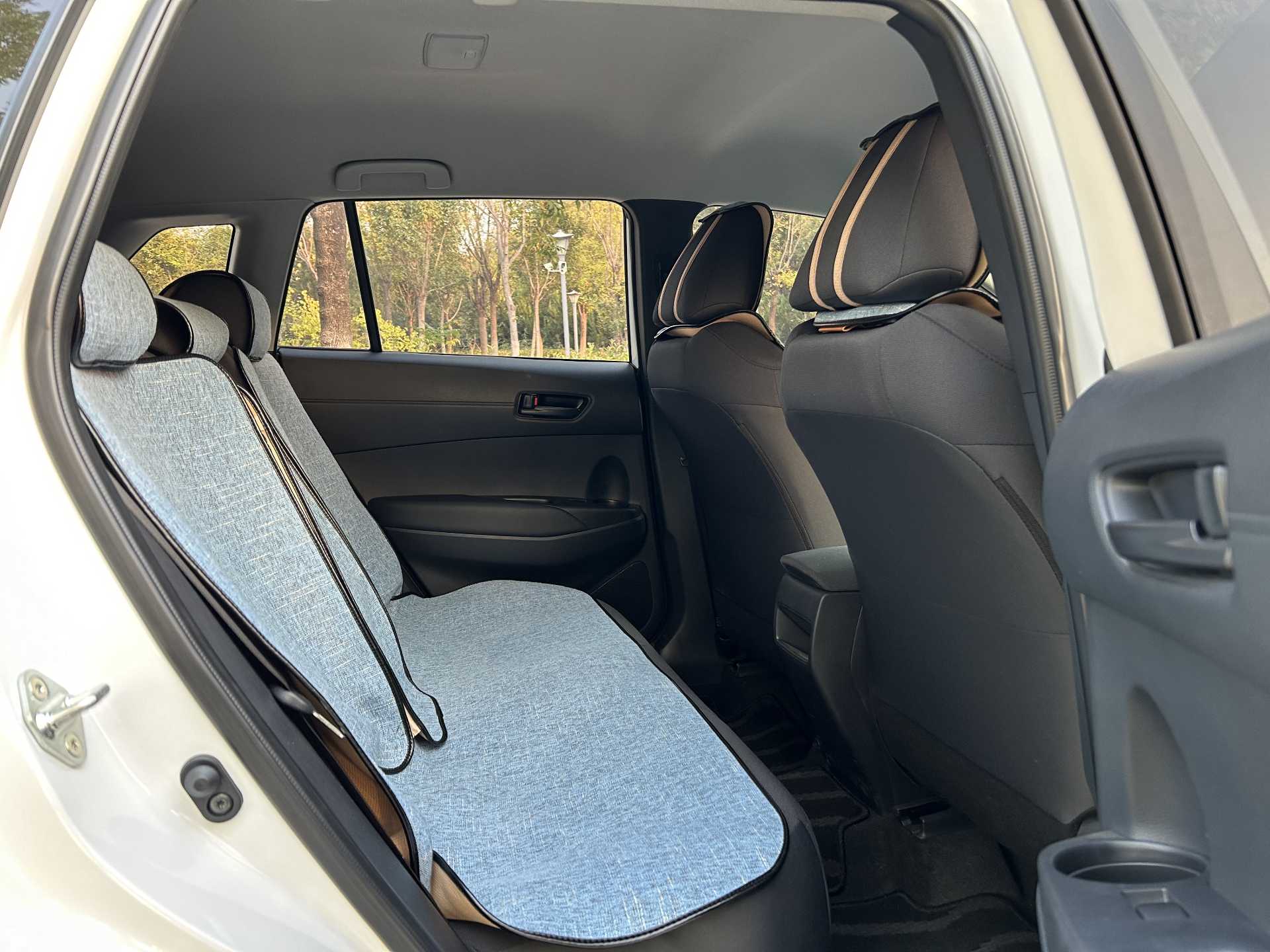 Toyota Corolla Cross 2024 car image #8