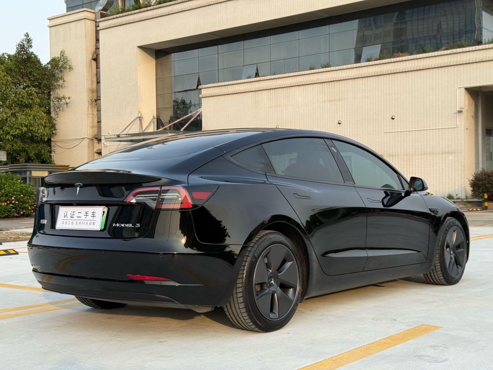 Tesla Model 3 2022 #15 Tesla Model 3 2022 car image #15