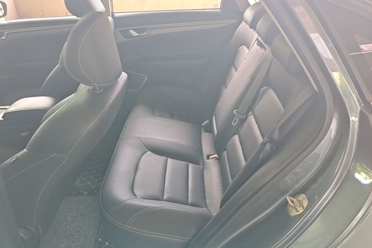 GEELY Emgrand GL 2019 #13 GEELY Emgrand GL 2019 car image #13