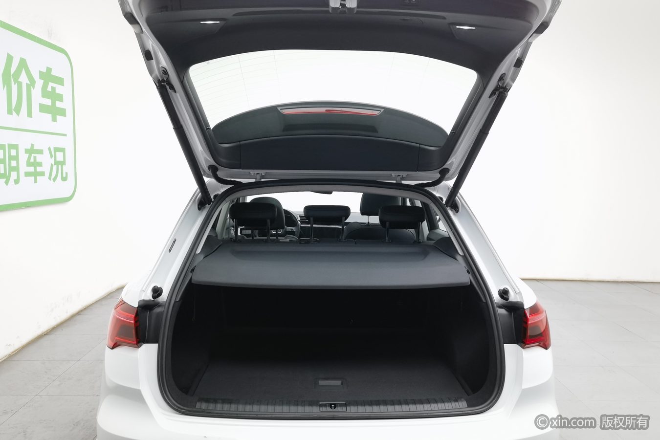 Audi Q3 2023 imagen de coche #17
