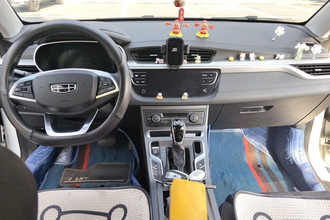 GEELY Emgrand 2019 car image #21