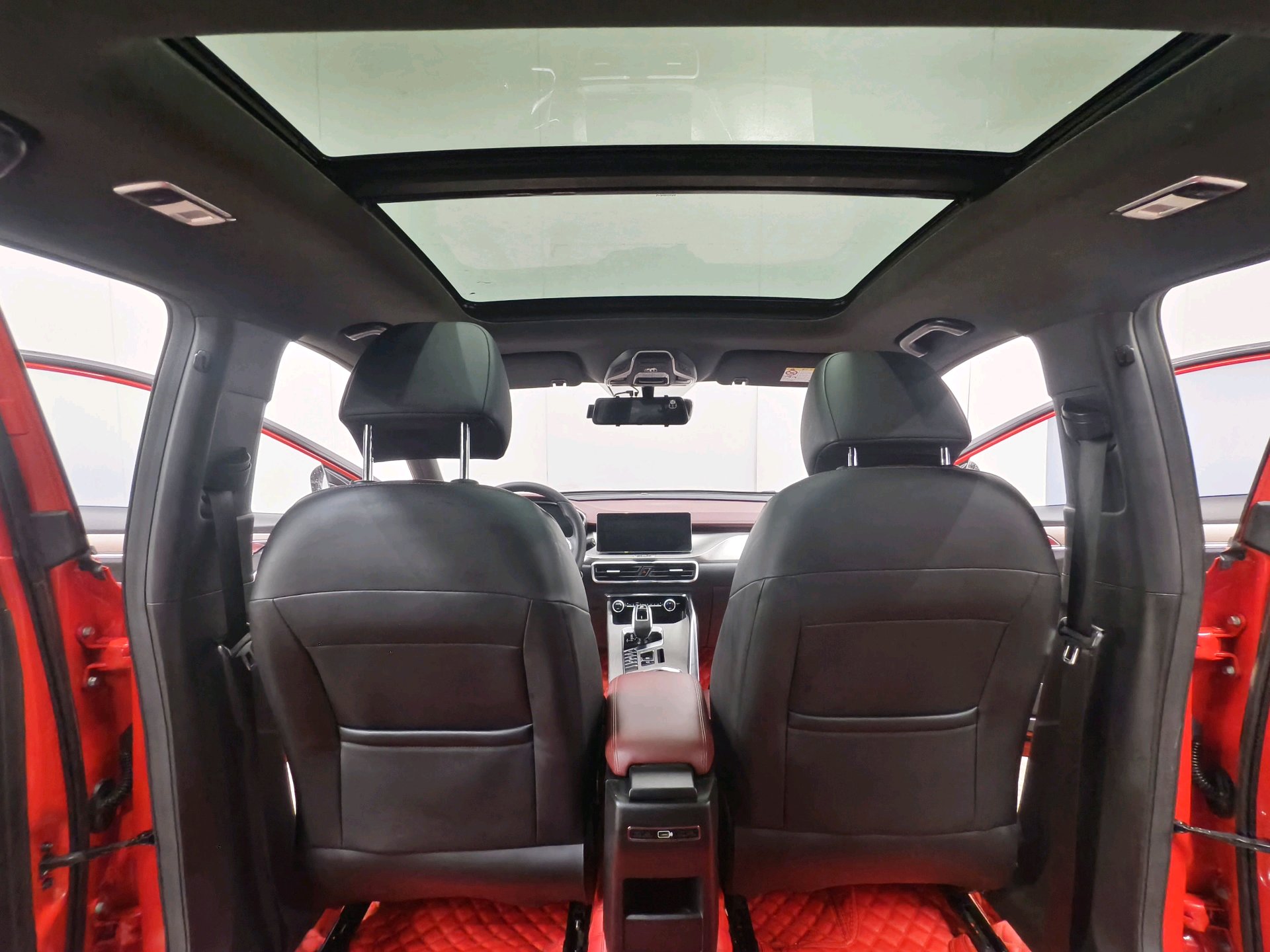 GEELY Coolray 2019 صورة سيارة #8