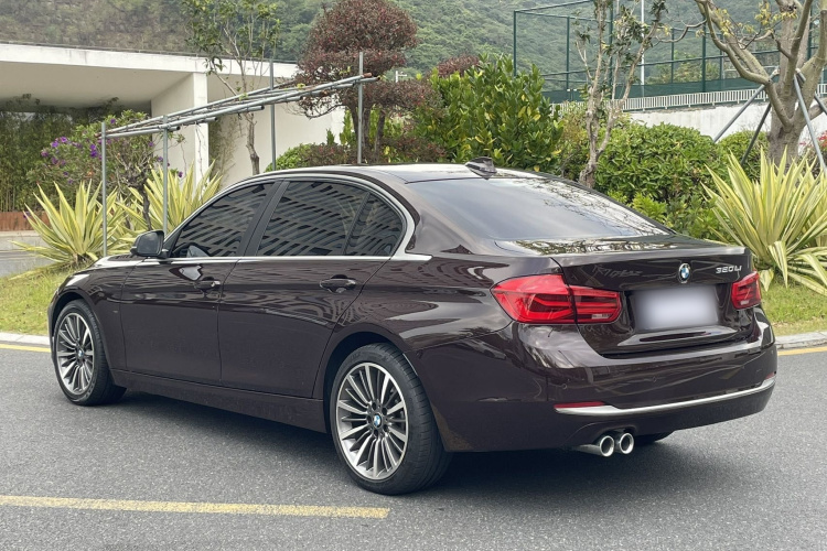 BMW 3 Series 2018 #7 BMW 3 Series 2018 car image #7